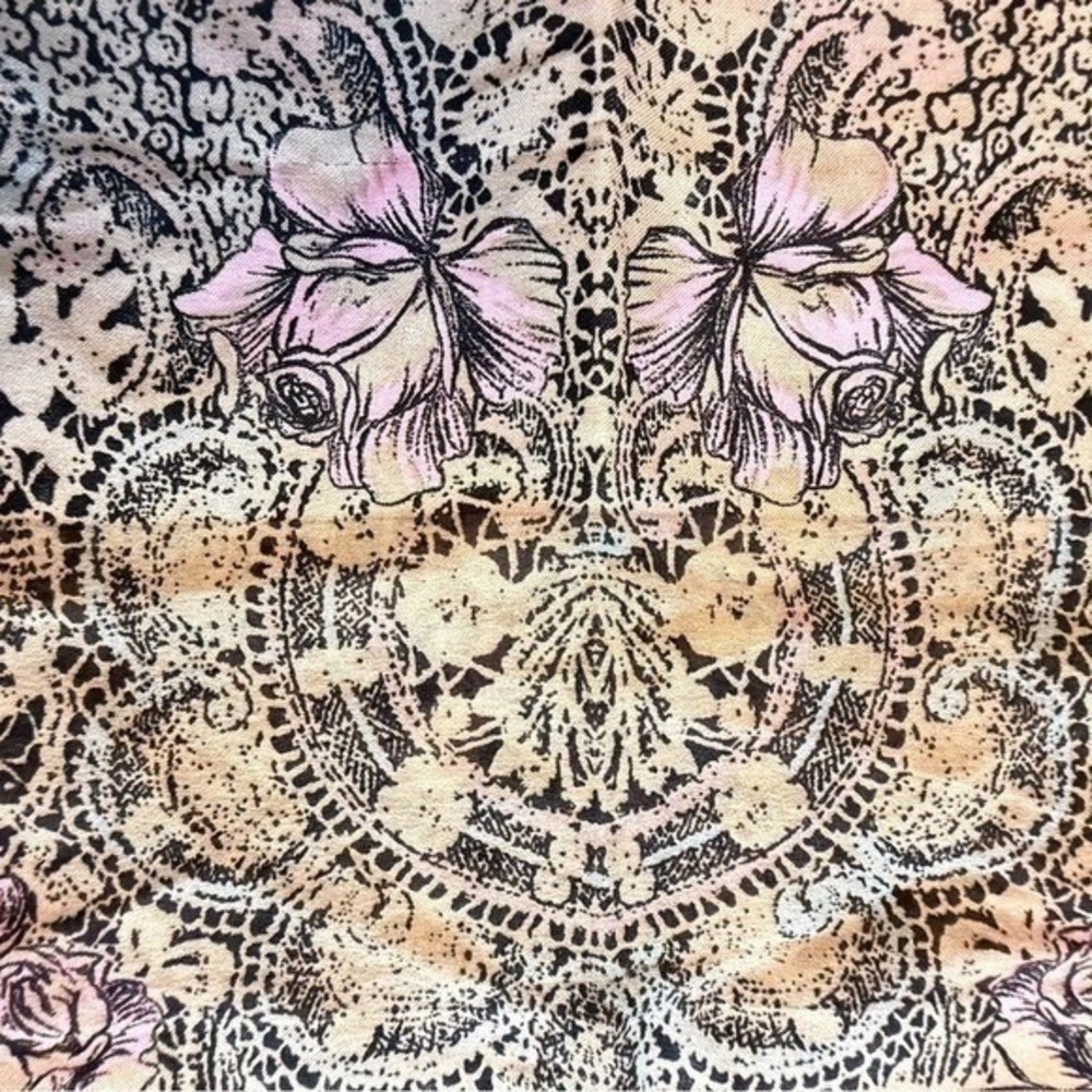 Square Scarf 29.5x30 Tan Floral Lace Rose Print Made in Italy Polyester - Picture 6 of 12